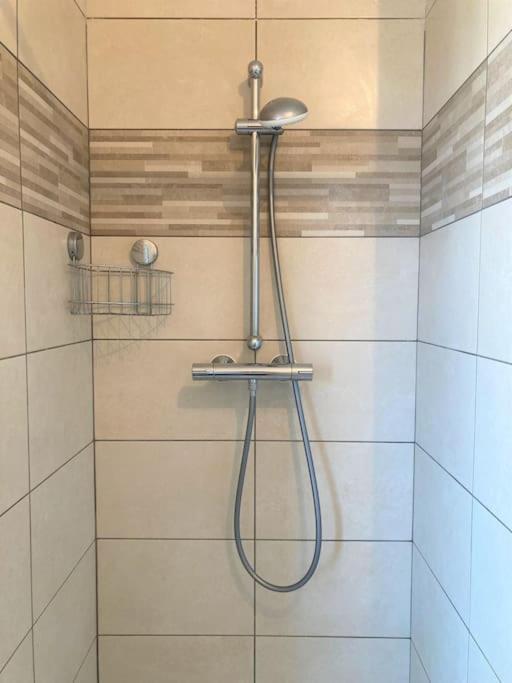Asnières Appartement 87 M2 - 3 Chambres - 6 Personnes - Proche Paris - Parking Gratuit מראה חיצוני תמונה